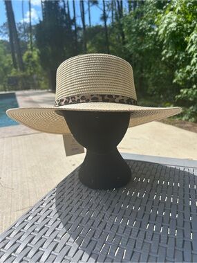 Woven Straw Wide-Brim Sun Hat with Leopard Band - Natural